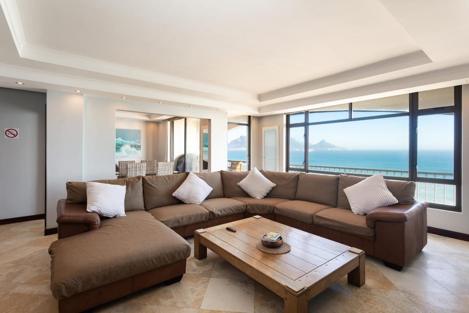 Lounge or bar