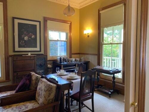 Lottie’s Bed & Breakfast at Fielderberry Farm Farm Stay in Melbourne