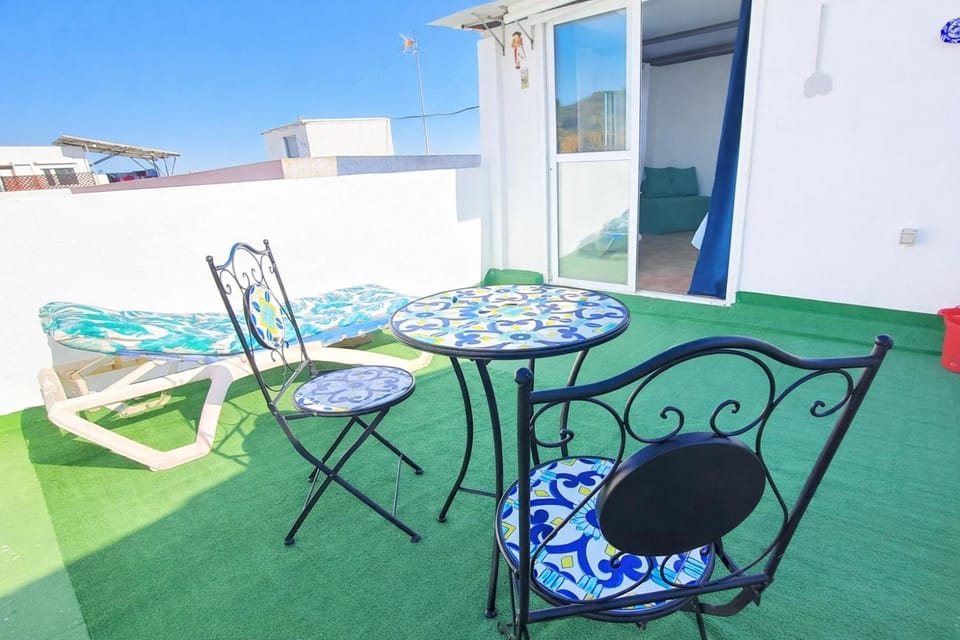 Off site, Balcony/Terrace