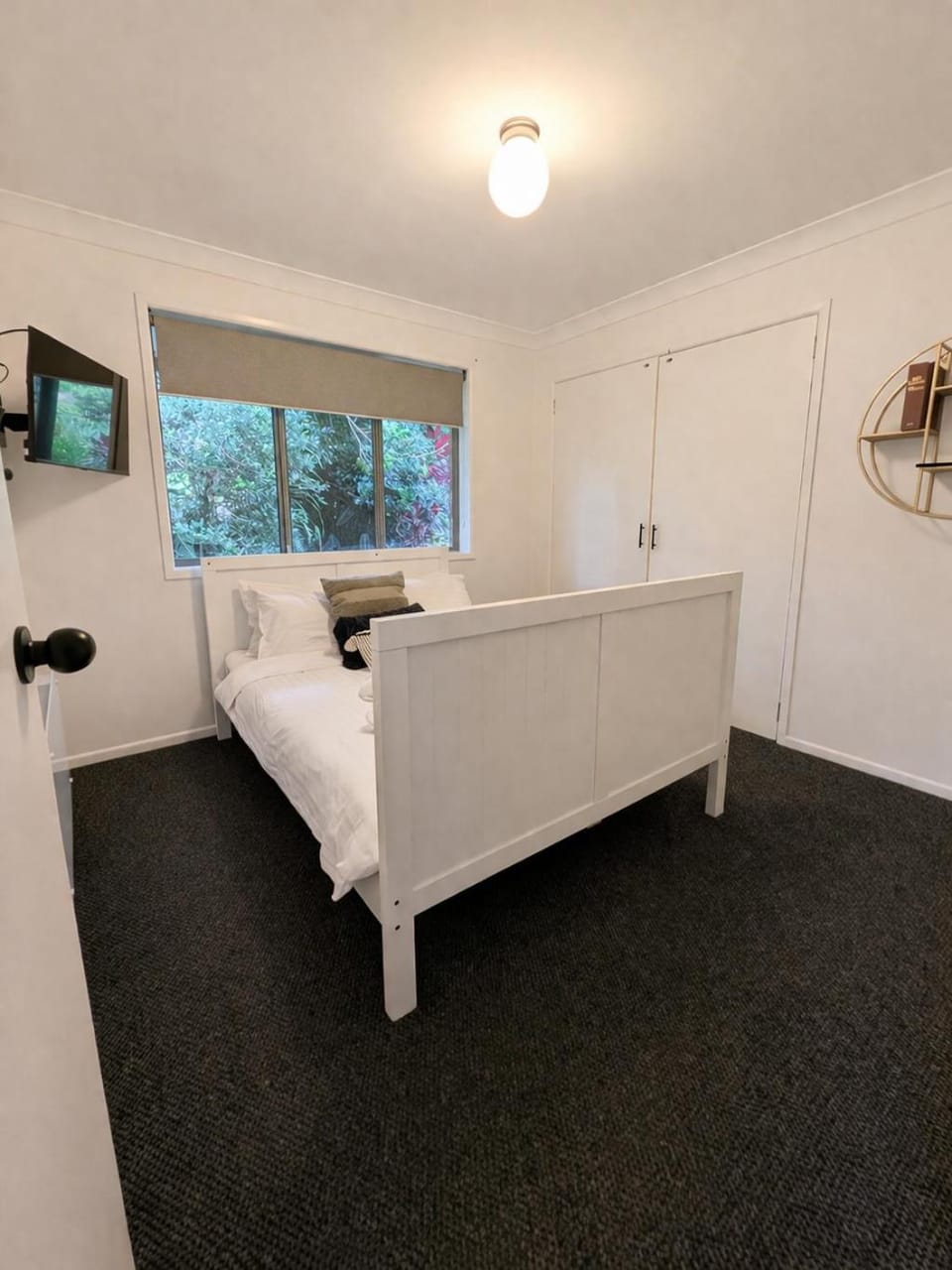 Maleny Lakeside Retreat l 5BDRM l Firepit l Pets Ok House in Maleny