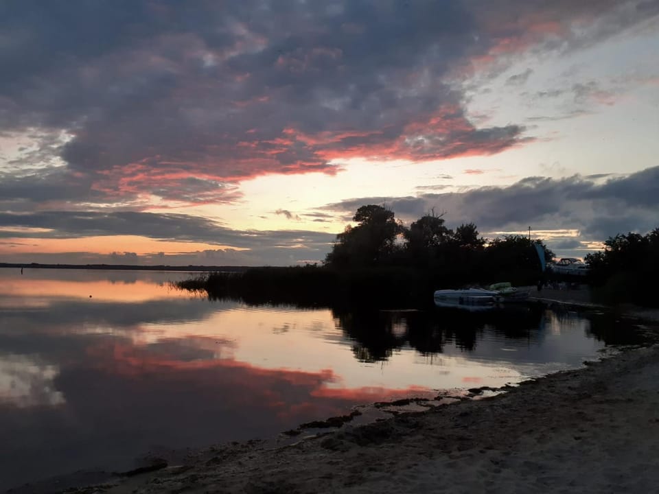 Holiday houses Międzyzdroje Wapnica Marina with private beach and boat facility Campground/ 
RV Resort in Swinoujscie