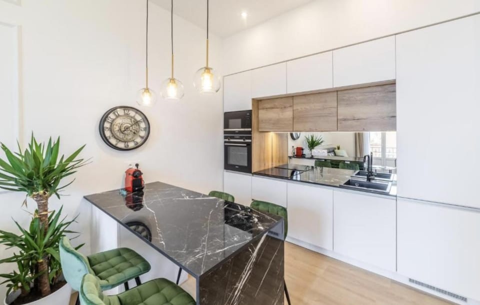 Kitchen or kitchenette, kitchen