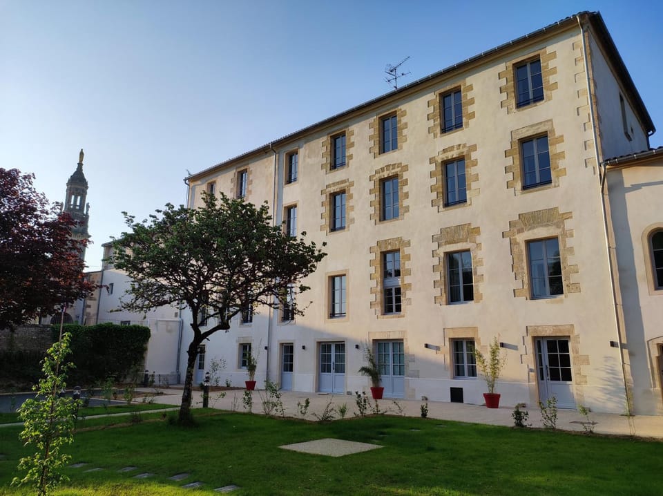 Property building, Garden