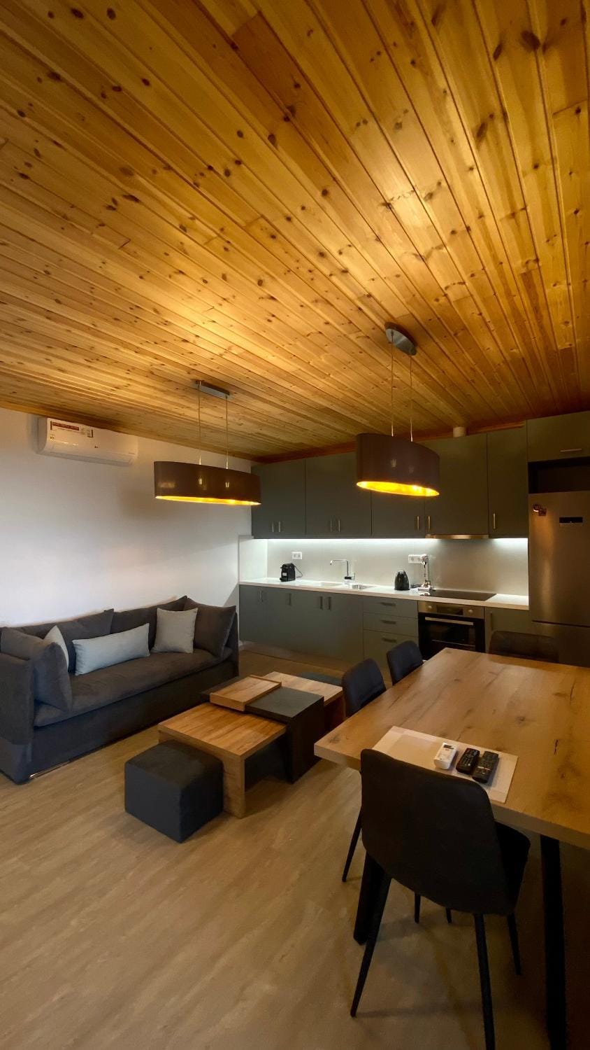 Six blossoms ! Apartment in Lefkada, Lefkada Municipality, Greece