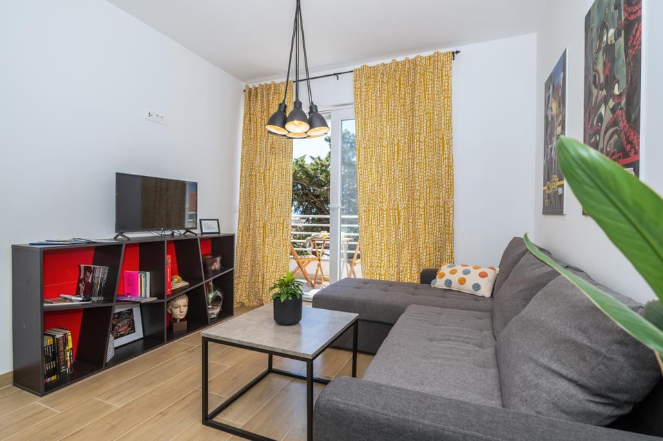 Apartman M6 Apartment in Makarska