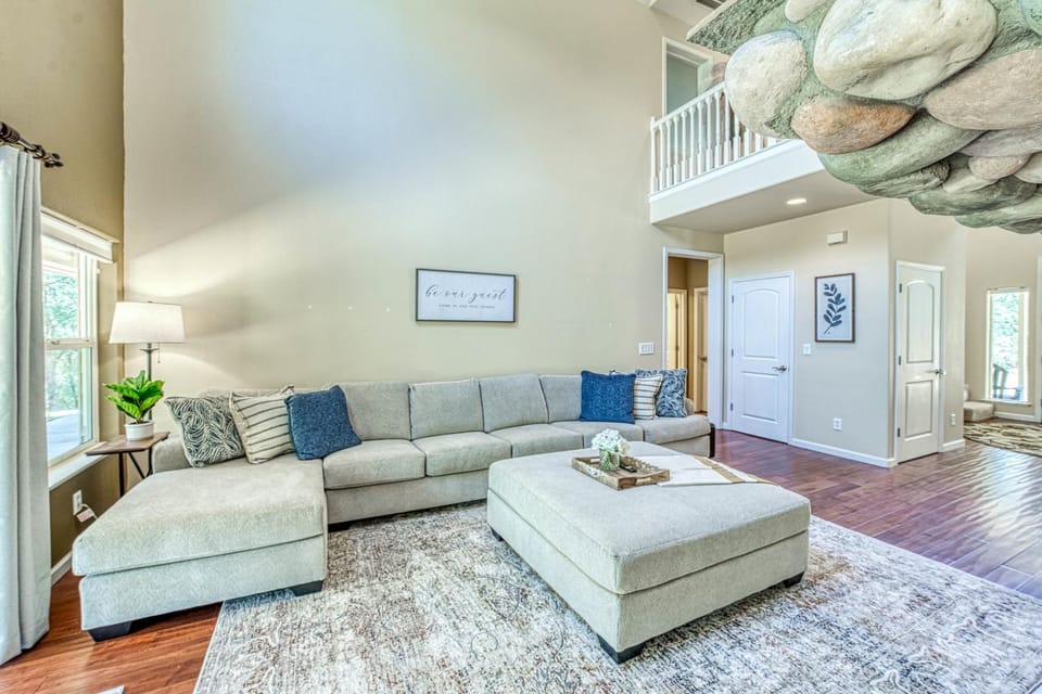 Wooded Bliss House in Bootjack