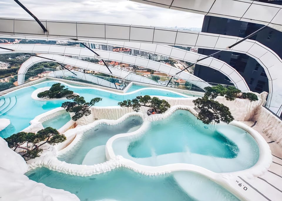 Hot Tub, Pool view