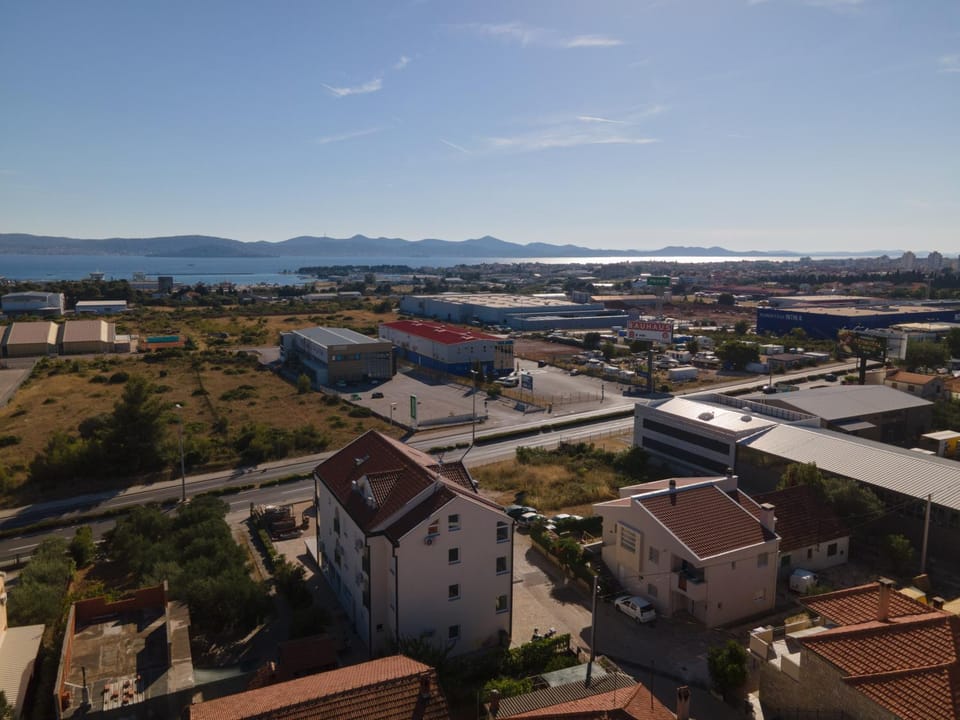 Property building, Bird's eye view, City view