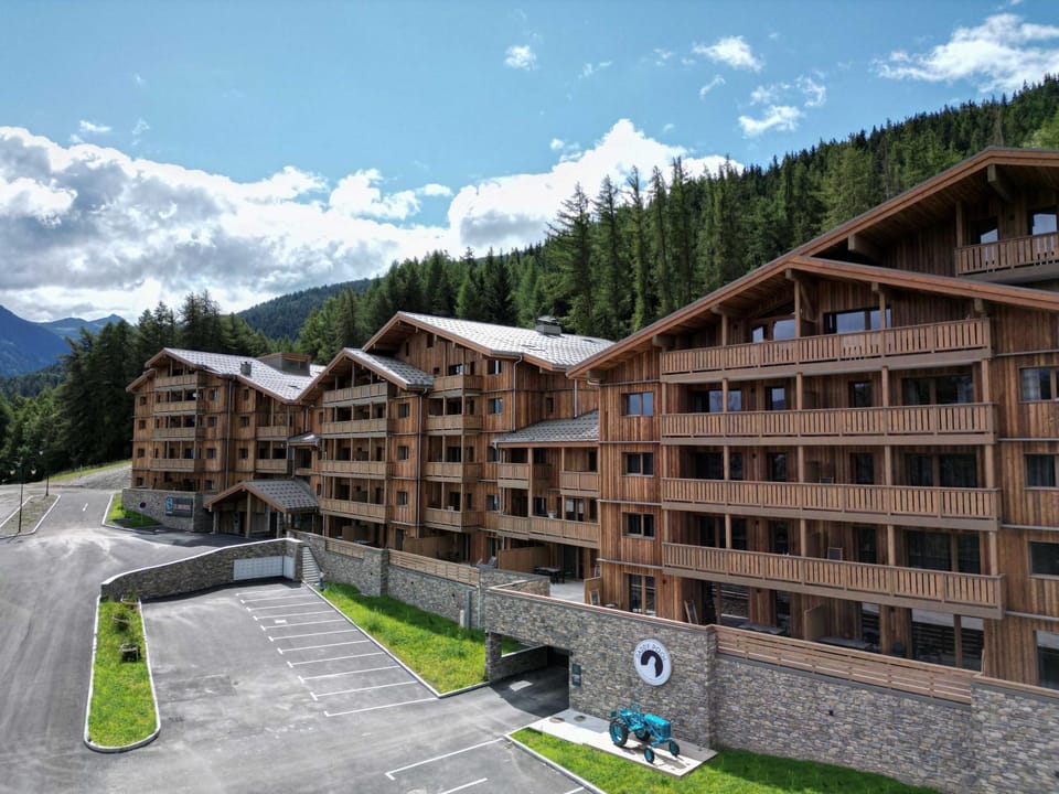 Property building, Summer