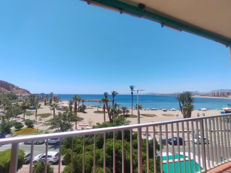 Property building, Off site, View (from property/room), Balcony/Terrace, Beach, Sea view, sunbed