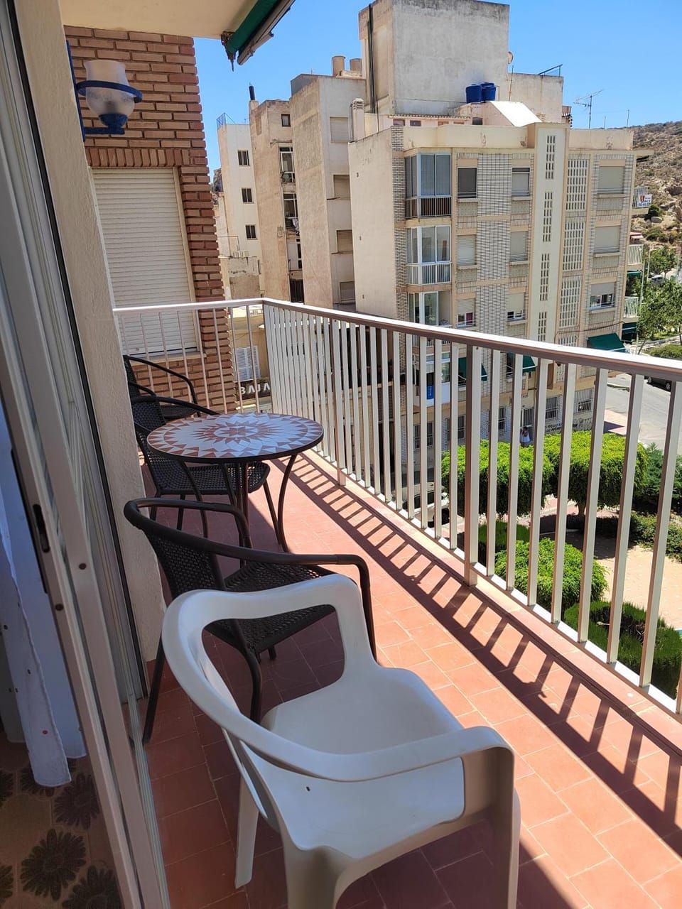 View (from property/room), Balcony/Terrace, Dining area