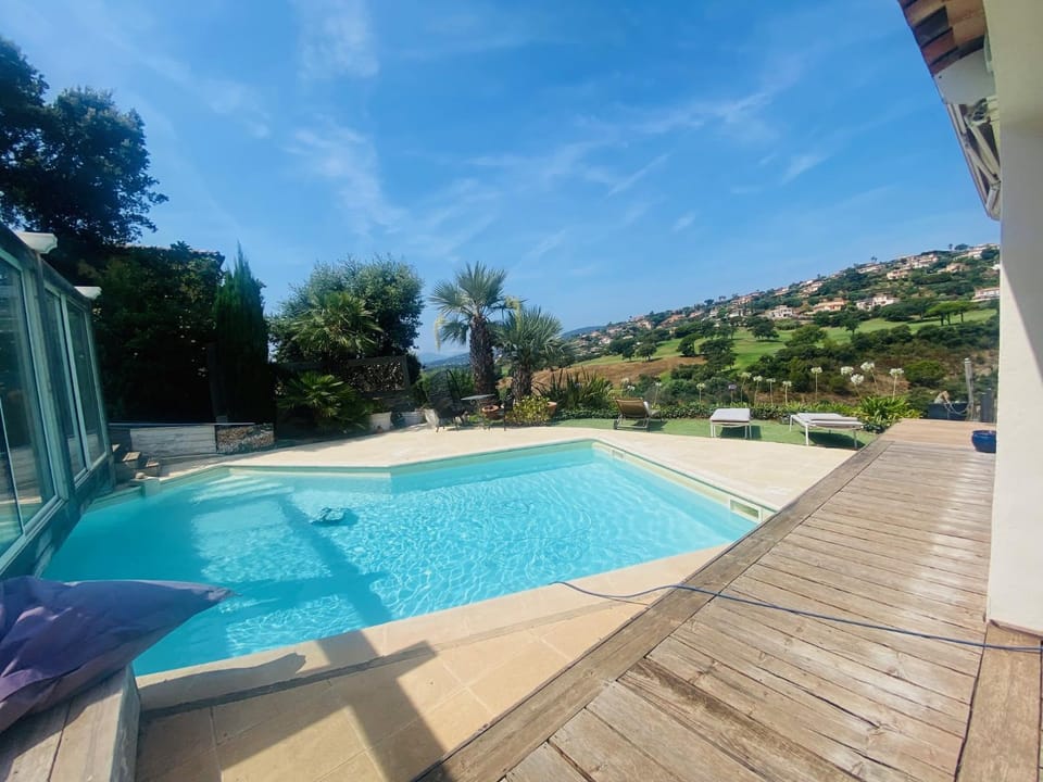 Villa climatisée du golf Villa in Sainte-Maxime