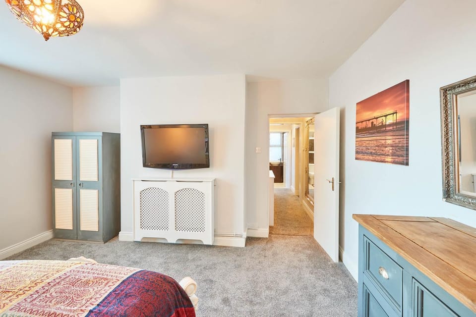 TV and multimedia, Bedroom