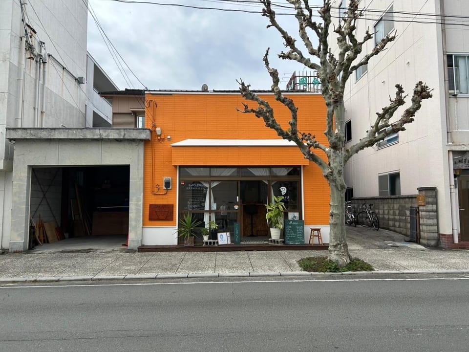 Dear Uうわじまゲストハウス＆カフェ Hostel in Japan