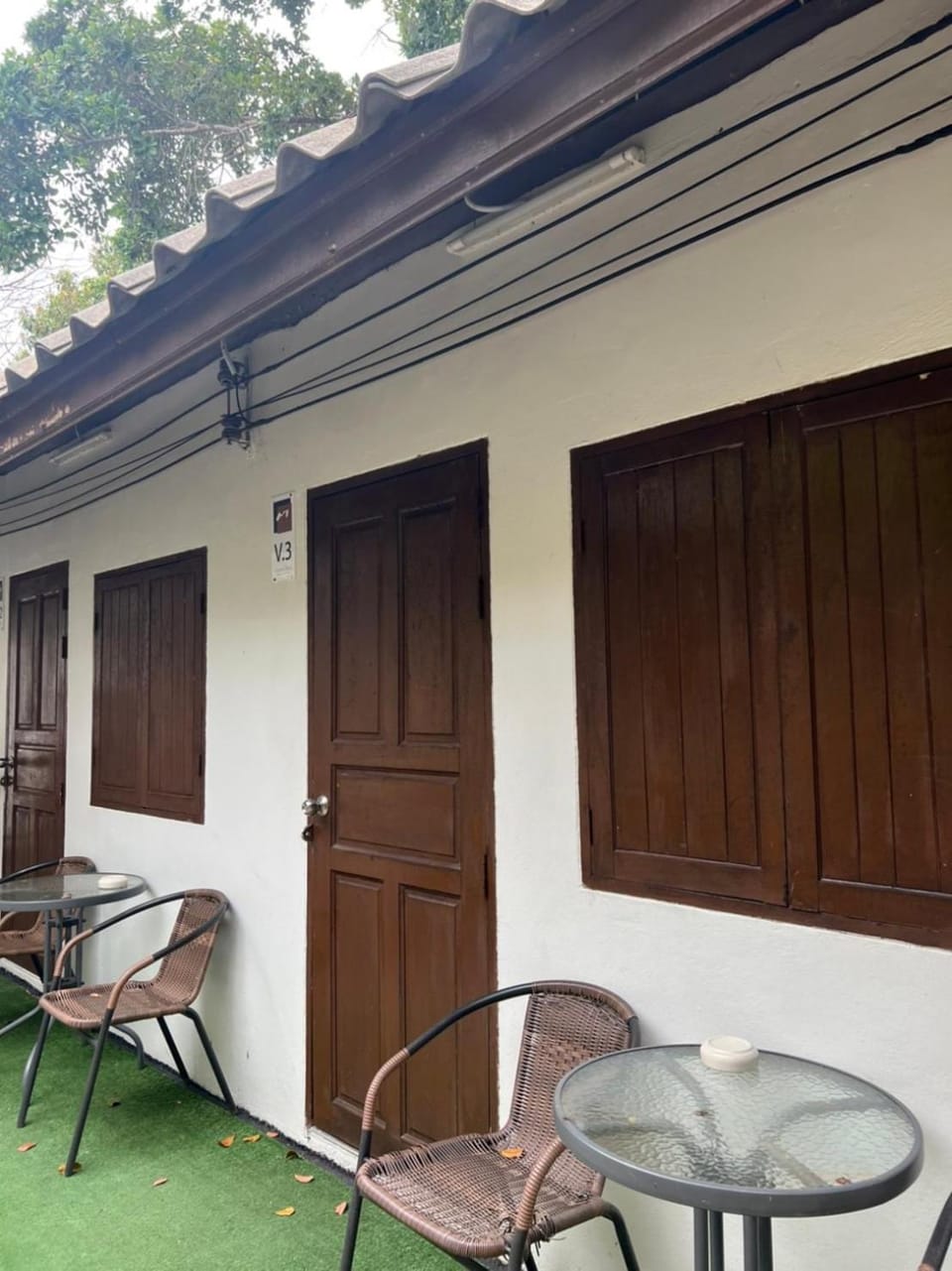 Facade/entrance