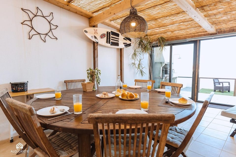Casa da Torre - BBQ and Terrace Villa in Lisbon District