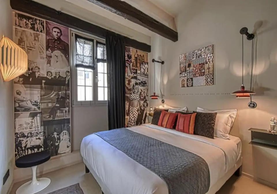 Bed, Bedroom