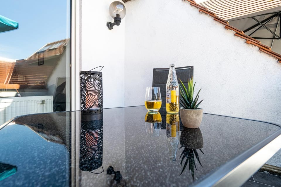 Balcony/Terrace, Alcoholic drinks