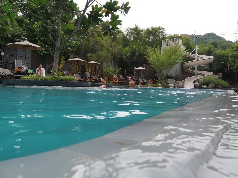 Swimming pool