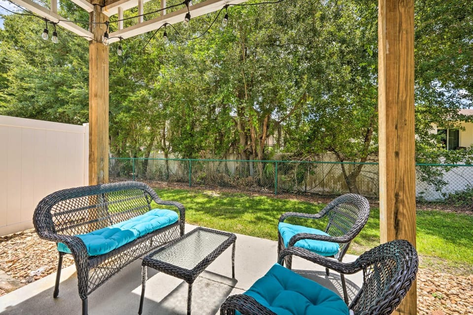 9 Mi to Disney: Resort Getaway w/ Private Patio! House in Kissimmee