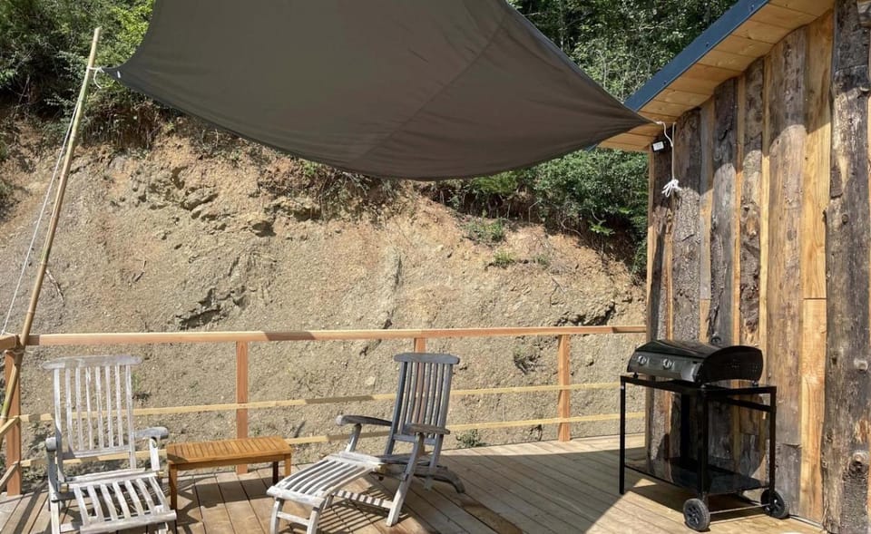 Patio, Day, BBQ facilities, View (from property/room), Balcony/Terrace, Dining area