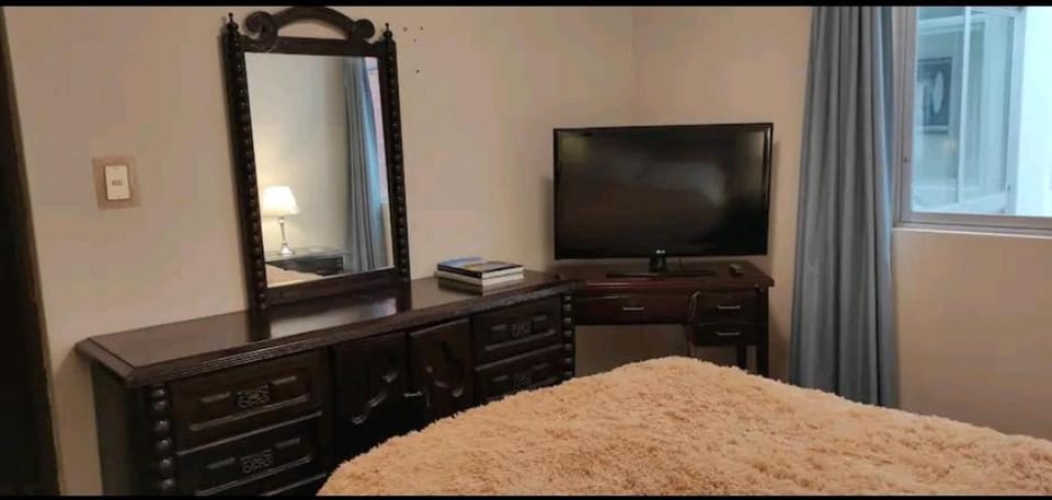 ROOMMATE inmediato JockeyPlaza Vacation rental in San Borja