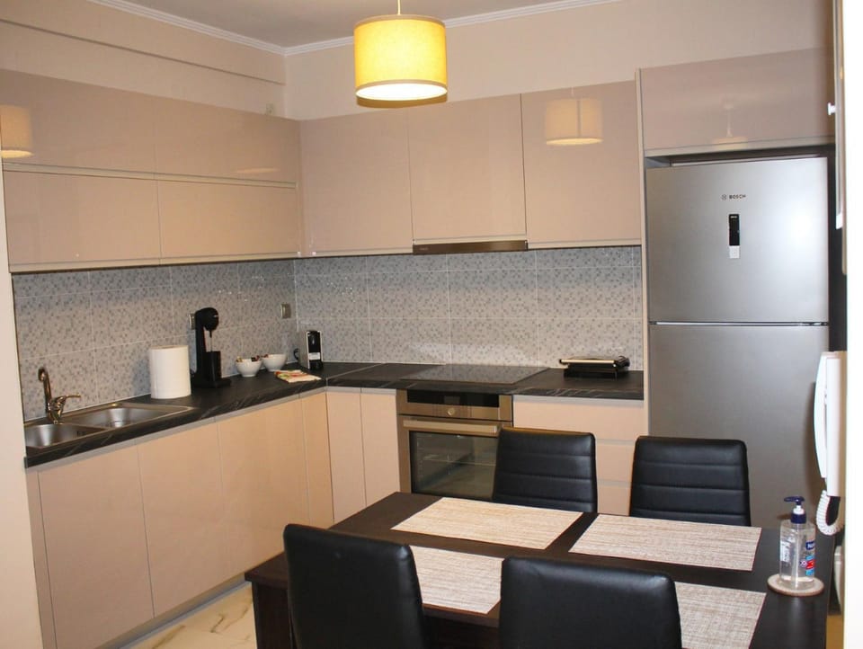 Coffee/tea facilities, Dining area, pet friendly, stove, toaster, kitchen