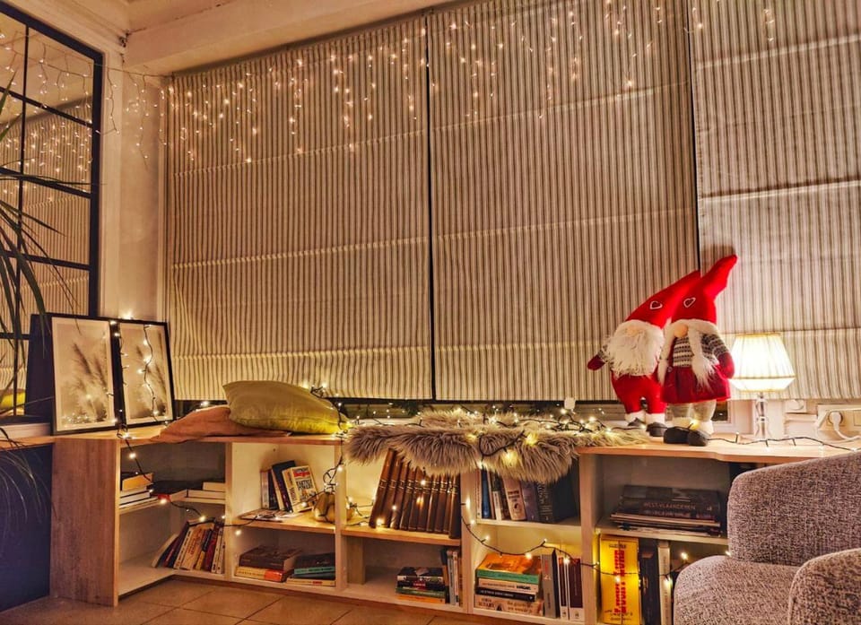 Seaview Eclectic Suite Apartment in Ostend