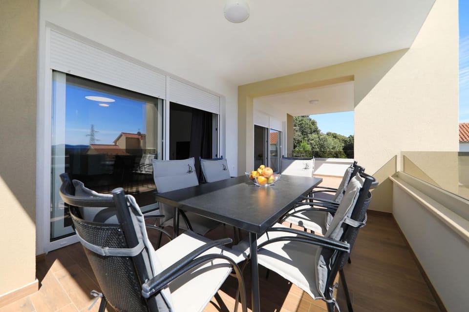 Balcony/Terrace, Balcony/Terrace