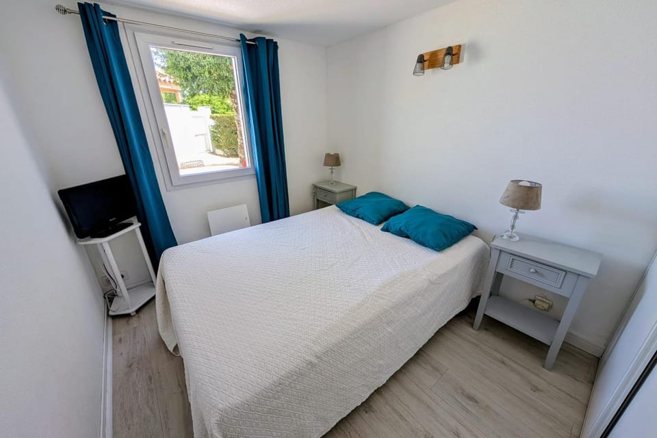 Superb Vacation House With Garden And Terrace House in La Tranche-sur-Mer