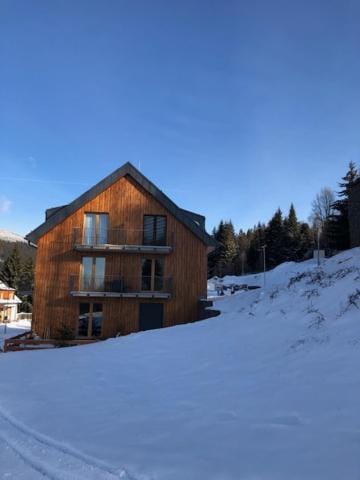 Property building, Winter