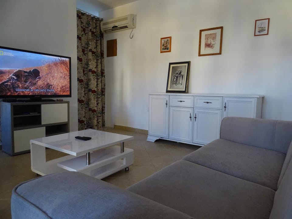Apartment Hypnos Petrovac Apartment in Budva Municipality