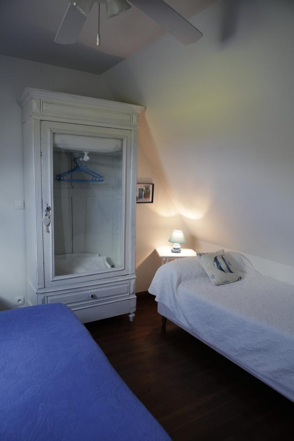 Property building, Living room, Bedroom