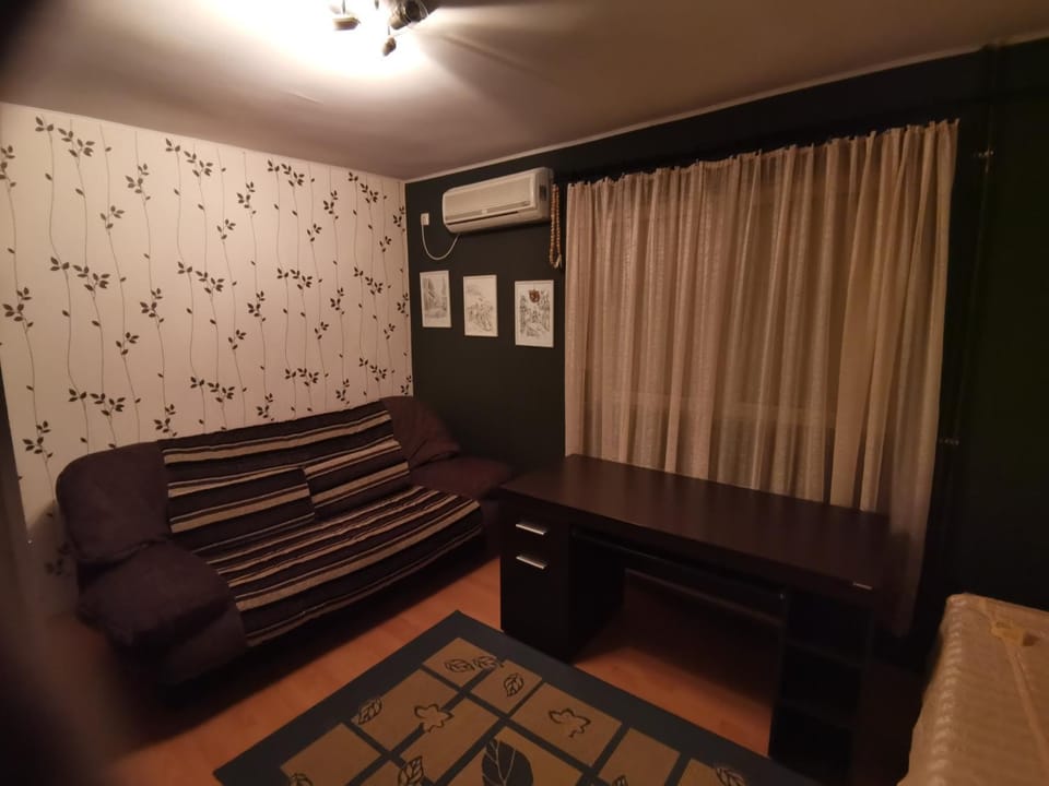 Bed, Photo of the whole room, Bedroom, air conditioner