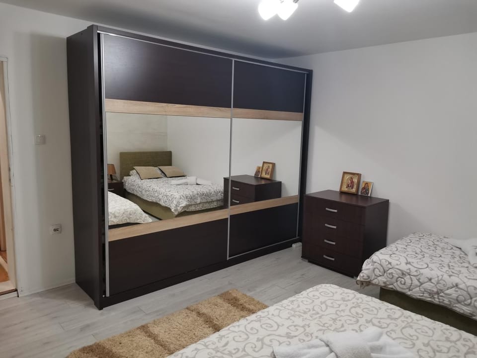 Bed, Photo of the whole room, Bedroom, towels, wardrobe
