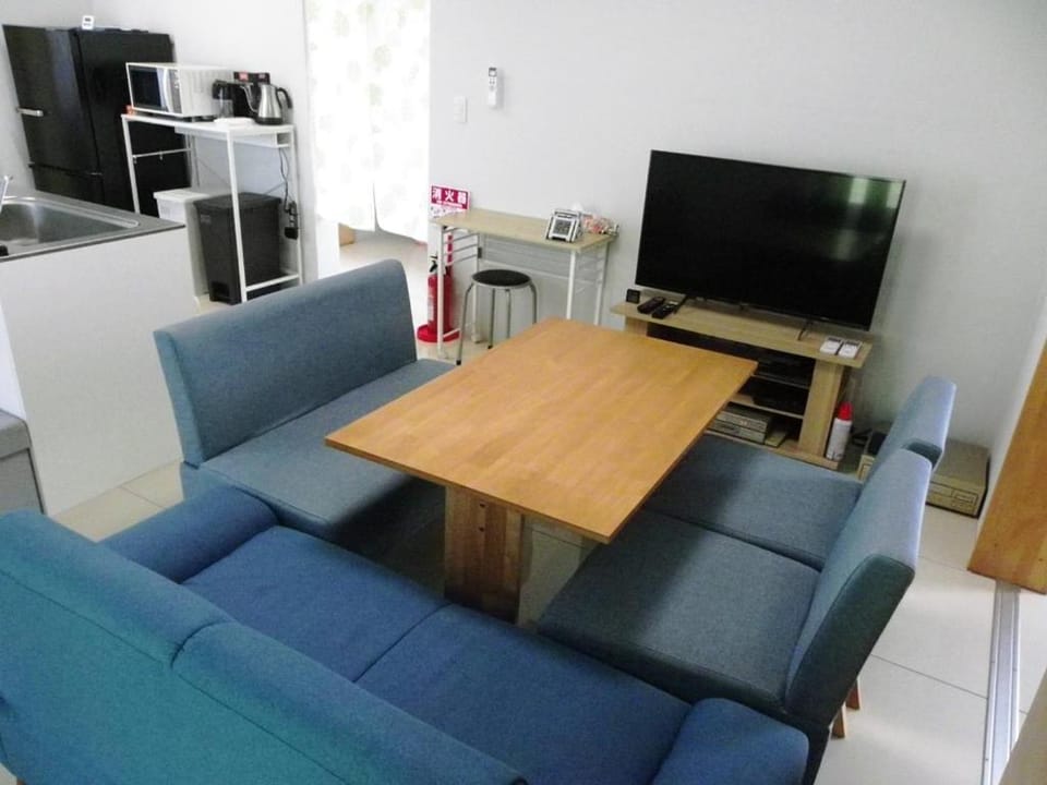 Communal lounge/ TV room, TV and multimedia, Living room