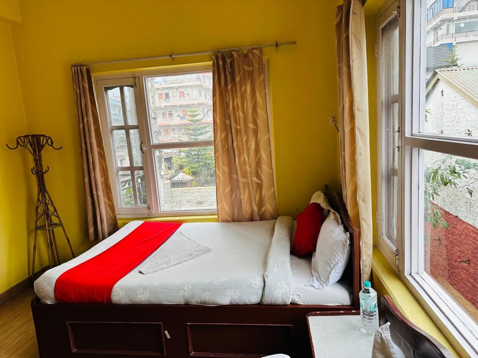 Hotel The Billabong Garden Pokhara Hostel in Bagmati Province, Nepal