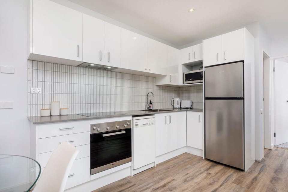 Kooringa 4 - 2BR Apartment l Lake Views l Central Location l BBQ l WiFi l Air-Con Apartment in East Jindabyne