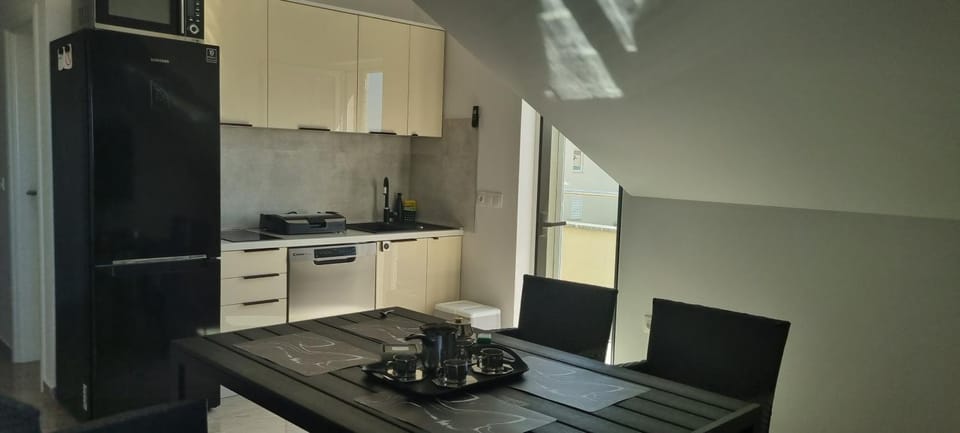 Florena Novalja Apartment in Novalja