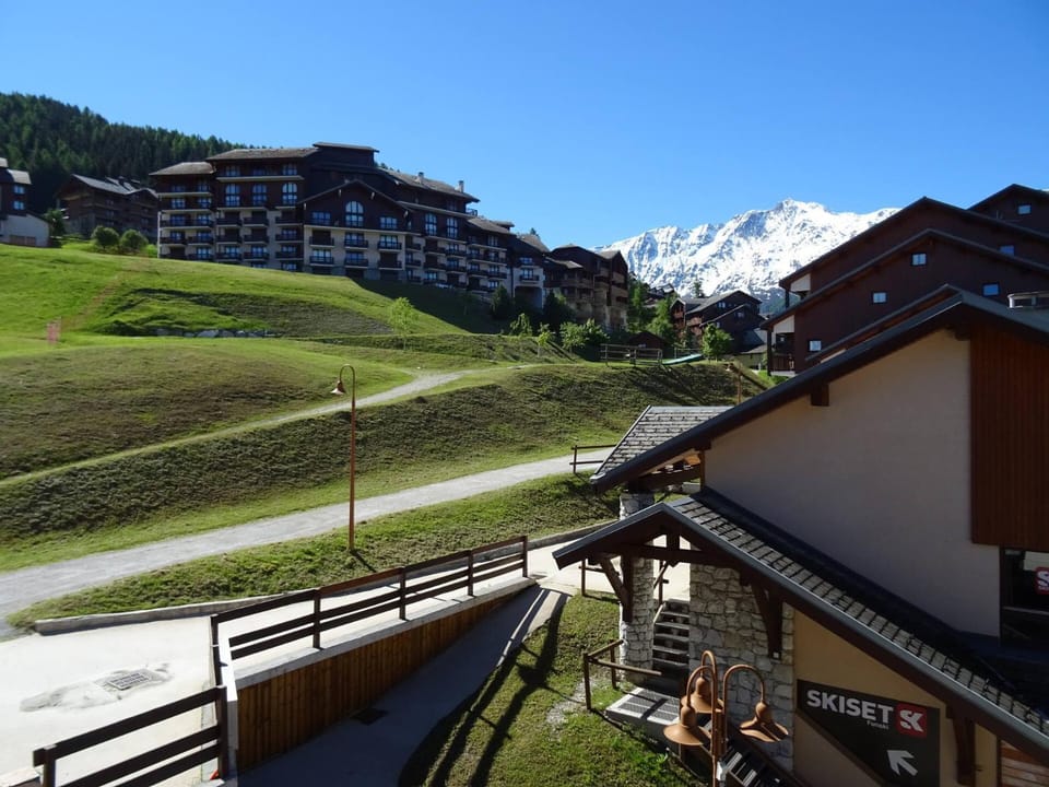Résidence Soldanelles - Appartement 2 pièces 6 personnes à Vallandry en centre station proche des commerces et des pistes MAE-2021 Apartment in Landry