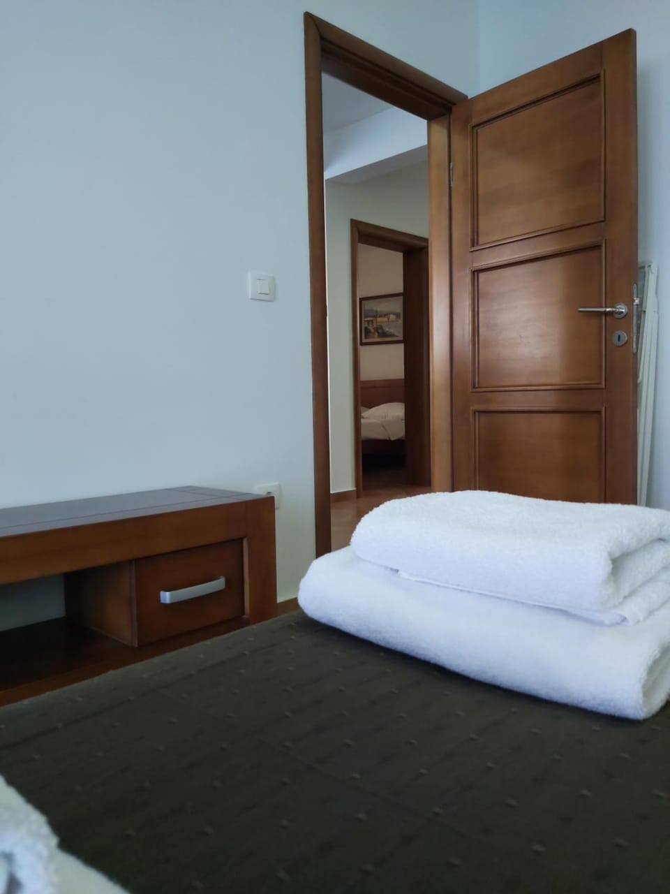 Bed, Bedroom, towels, wardrobe