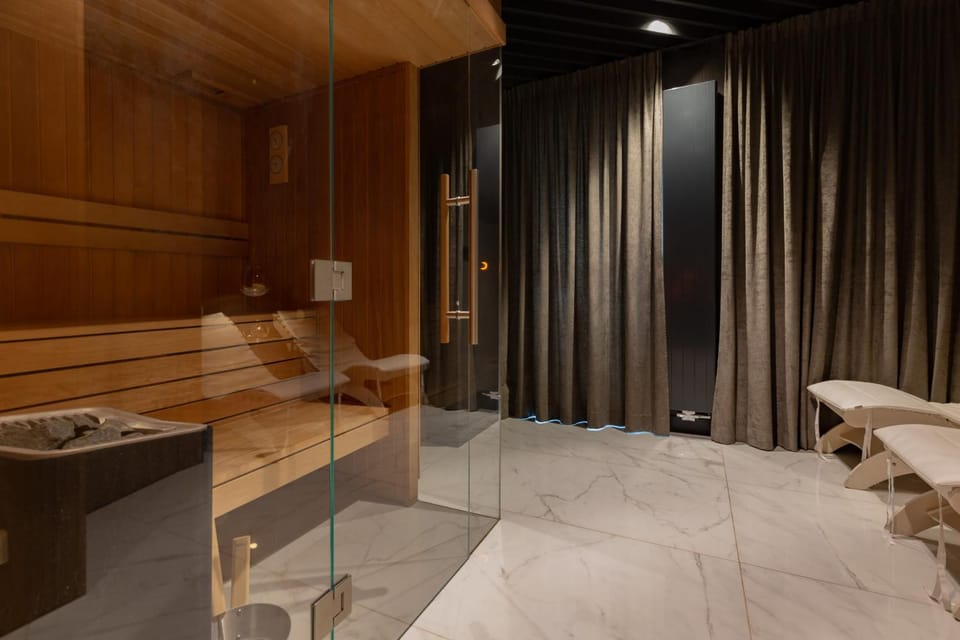 Sauna, Spa and wellness centre/facilities