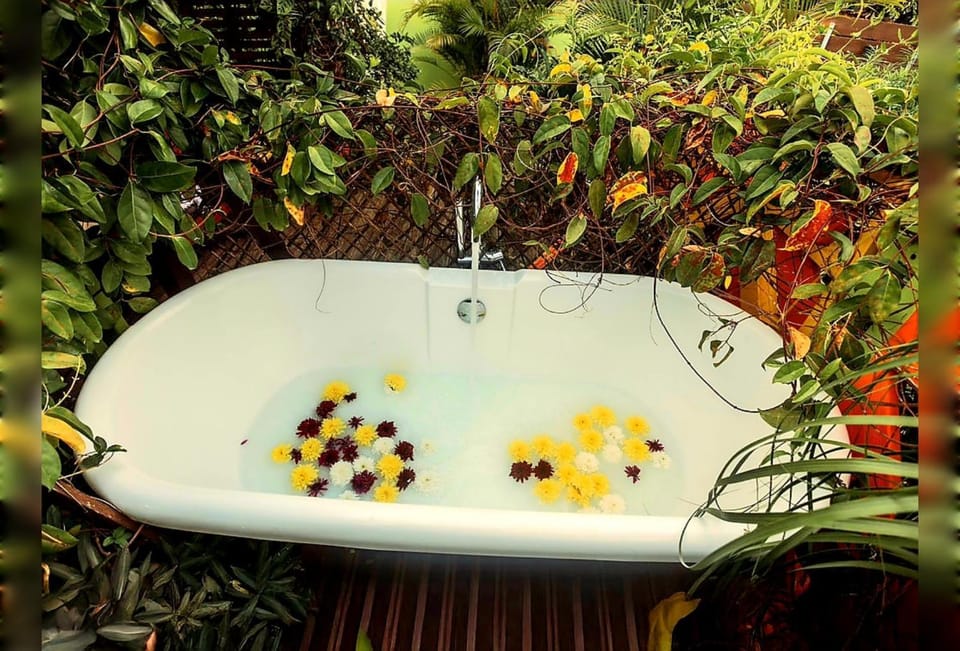 Patio, Open Air Bath