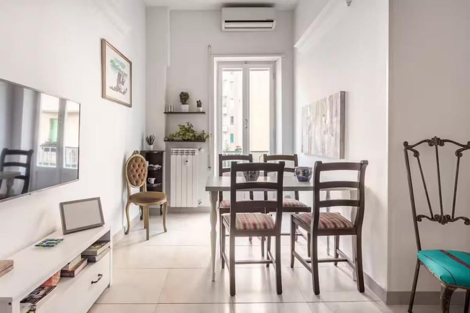 TV and multimedia, Dining area