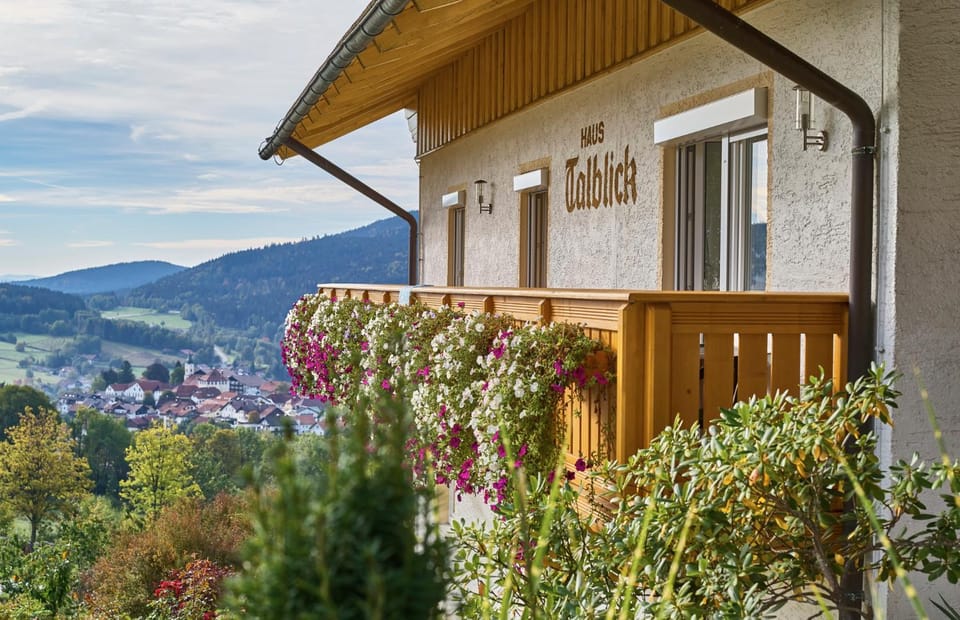 Haus Talblick Bed and Breakfast in Bavaria