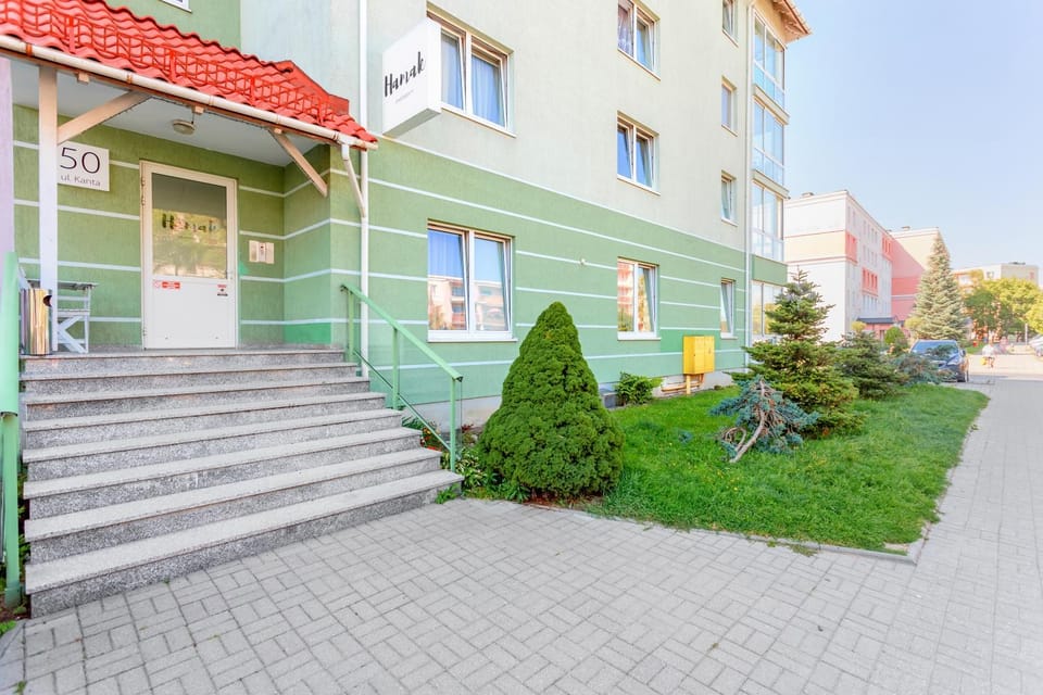 Property building, Facade/entrance