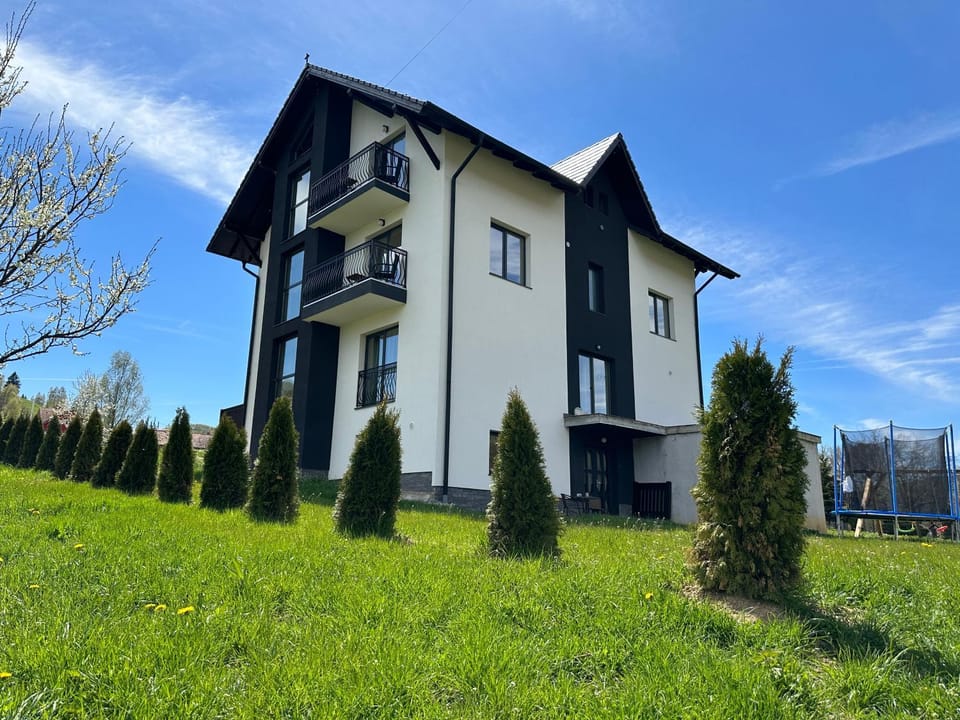 Property building, Spring, Garden view