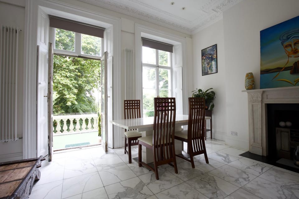 Balcony/Terrace, Dining area