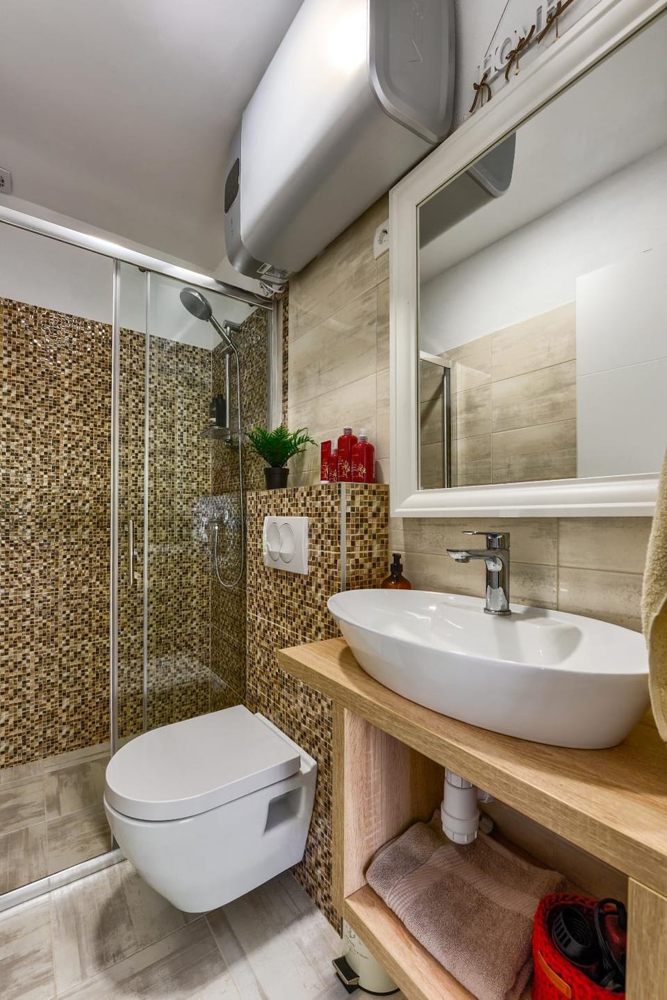Shower, Toilet, Bathroom
