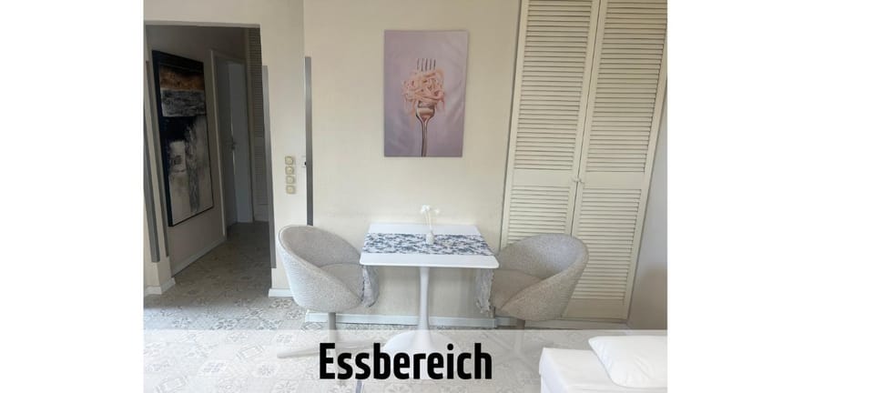 Appartement am Westkorso Allerfeinste Lage Apartment in North Rhine-Westphalia